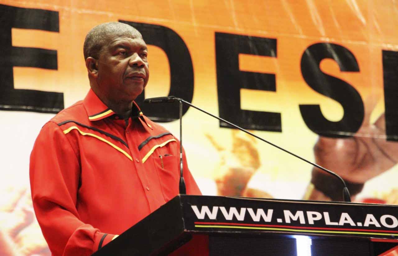 presidente_do_mpla_jol_discursa_na_primeira_reuniao_extraordinaria_do_cc_do_mpla