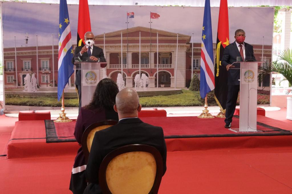 Pr Neves Maria in Angola 00002