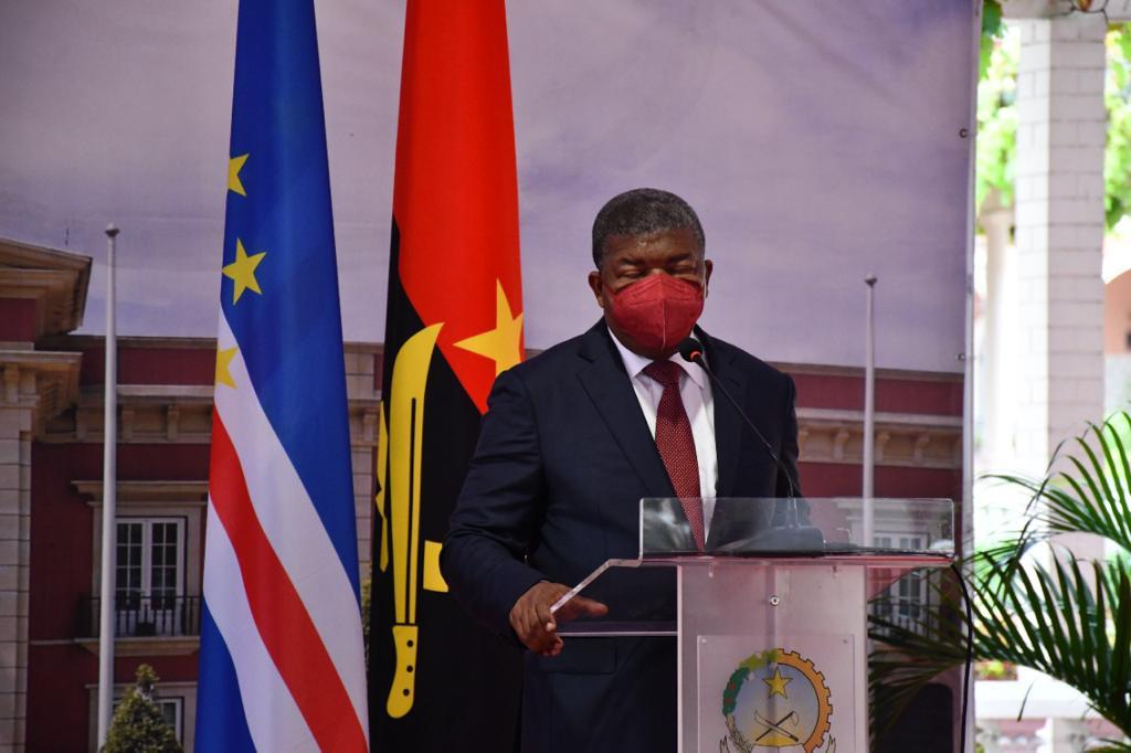 Pr Neves Maria in Angola 00003