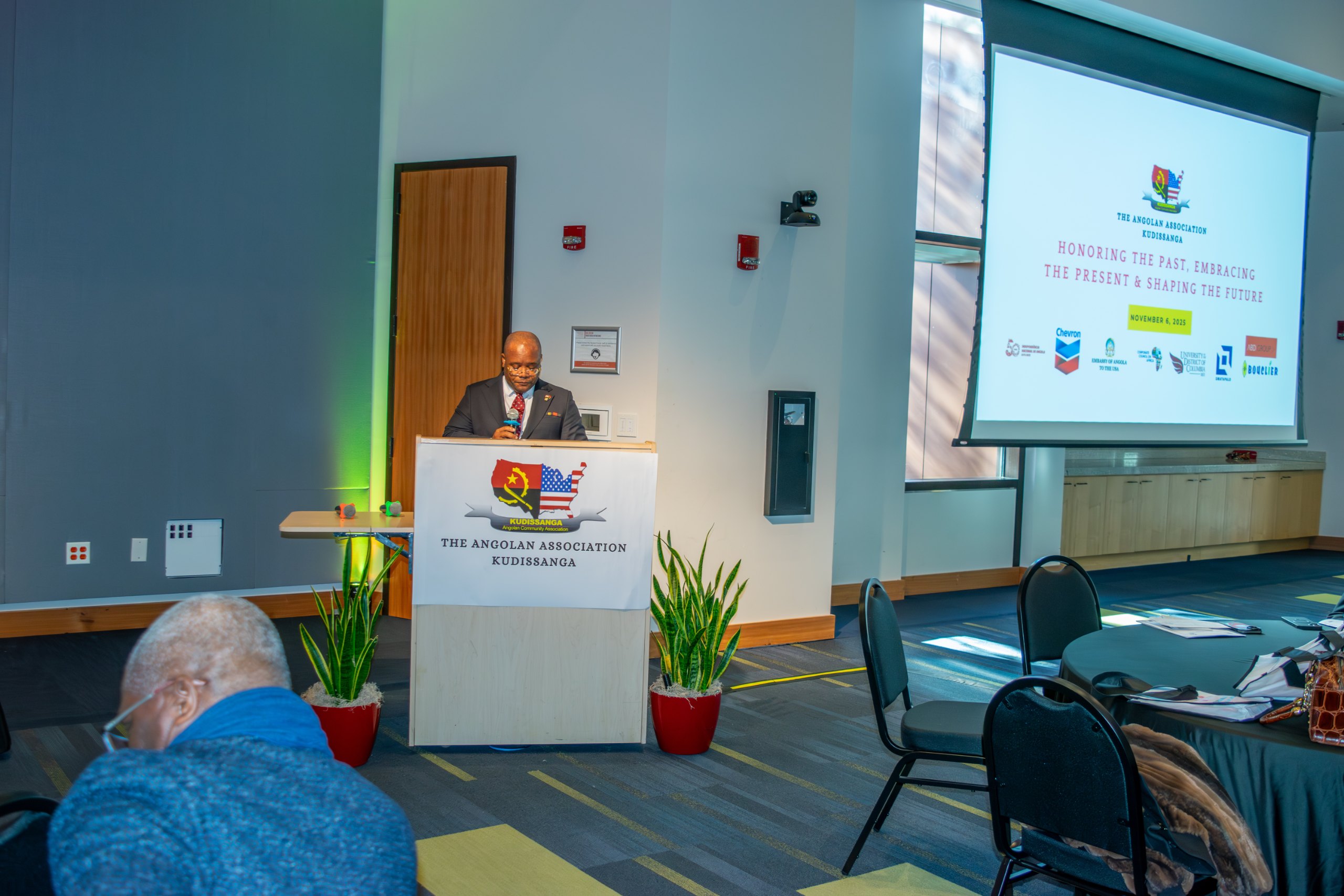 2025-11-06 – Palestra do Kudissanga na University of DC 1