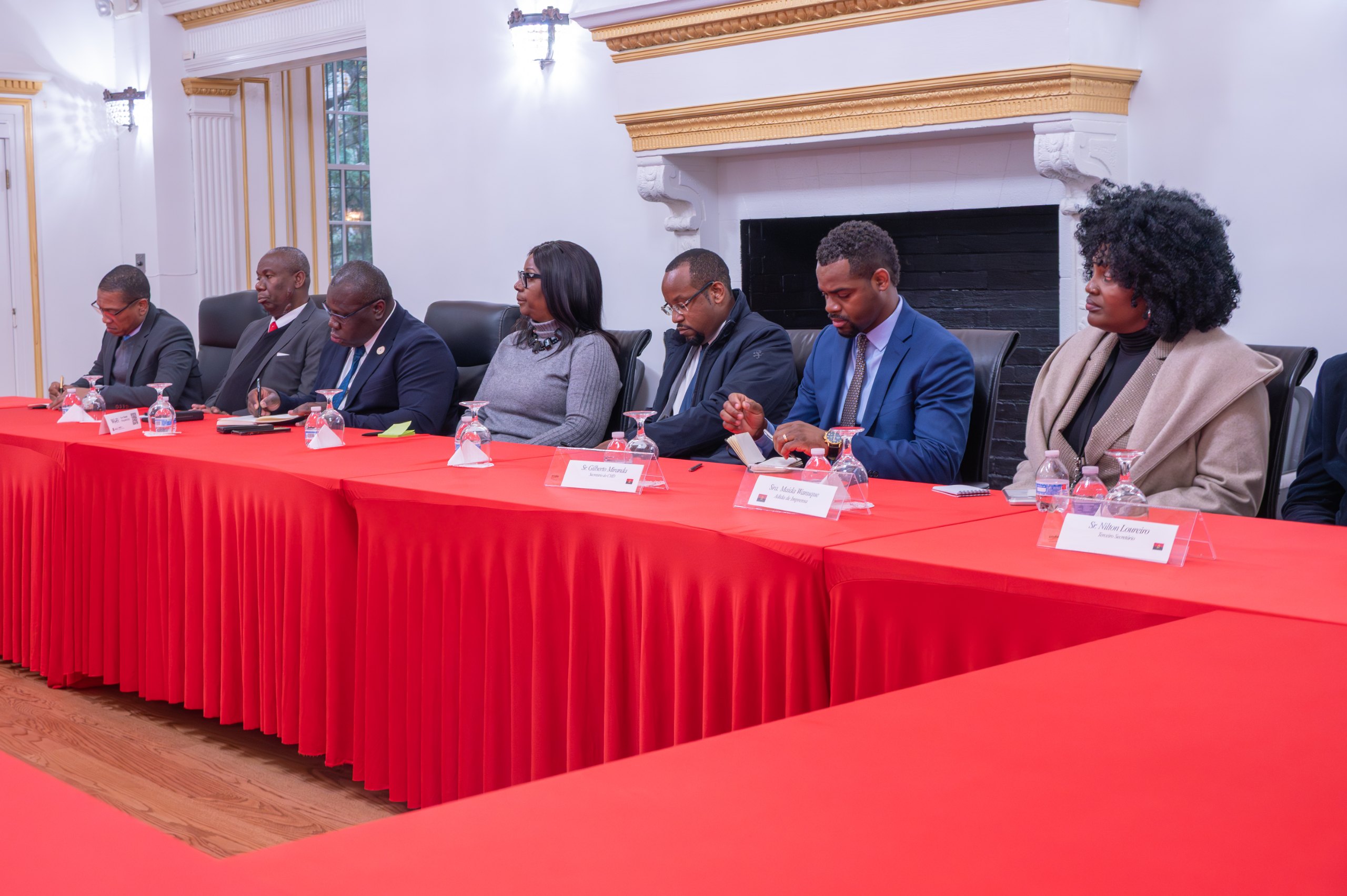 2025-12-02 Visita do Ministro Tete Antonio a Embaixada de Angola nos EUA 13